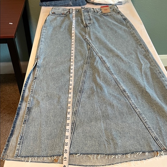 Levi’s Maxi Denim Skirt NWT Size 28 - Picture 11 of 16